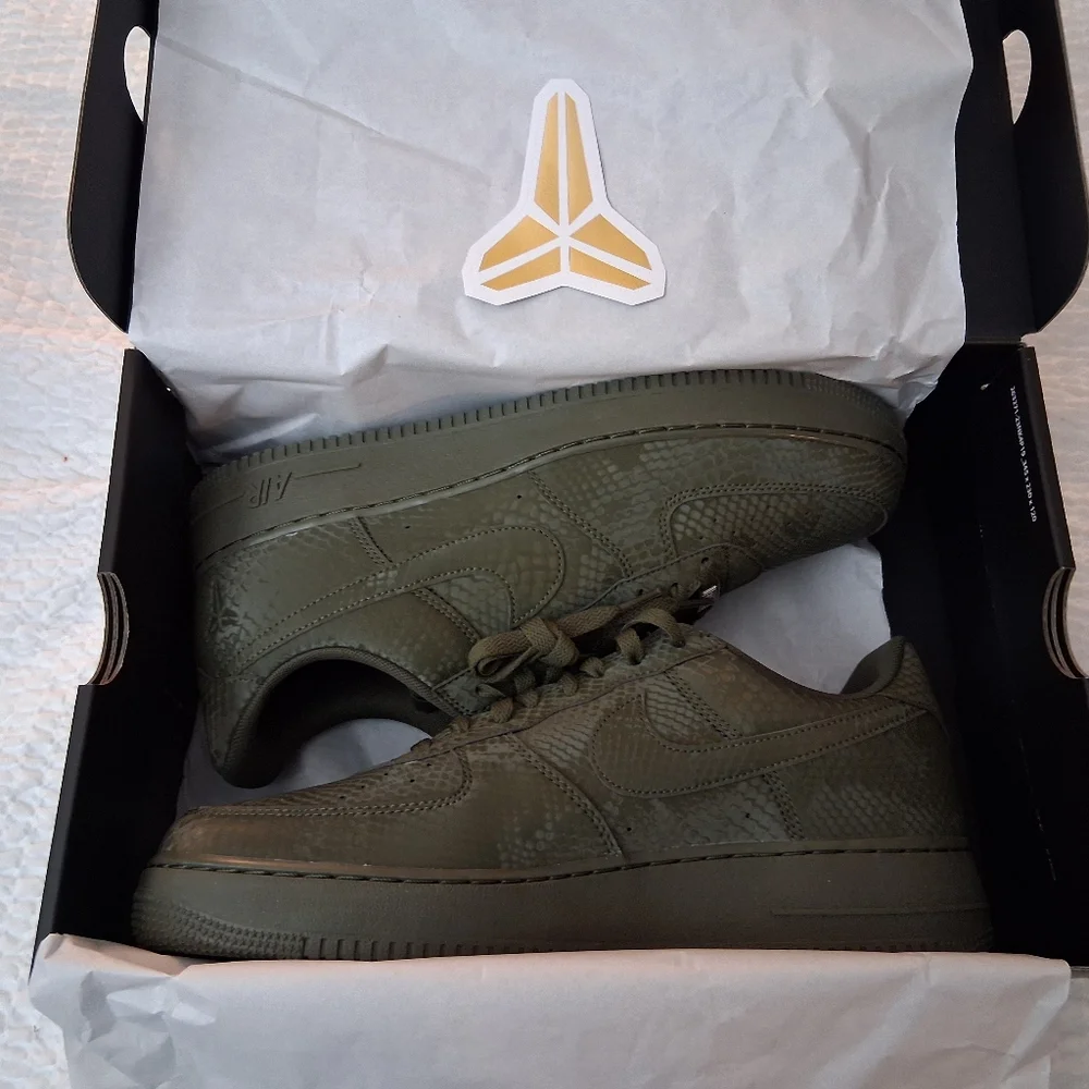 Nike Air Force One Low Kobe Bryant Forever Cargo Khaki - Picture 2 of 13